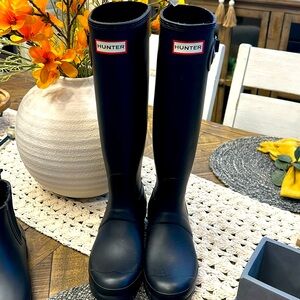 Hunter boot women’s original tall black boot size 8